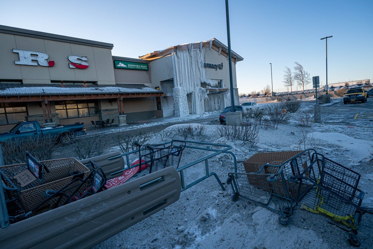 Windstorm batters Palmer and Wasilla